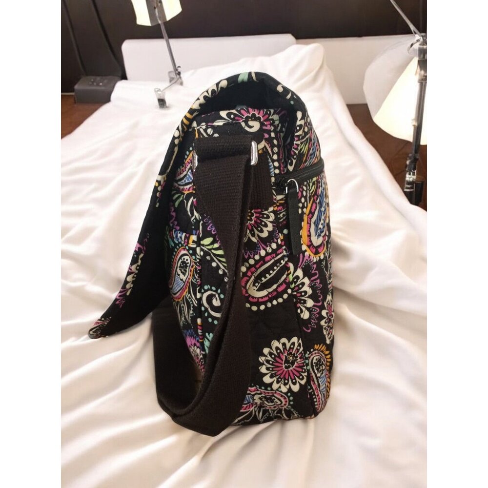 Vera Bradley Black Paisley Foldover Laptop Book Bag. - Picture 3 of 16